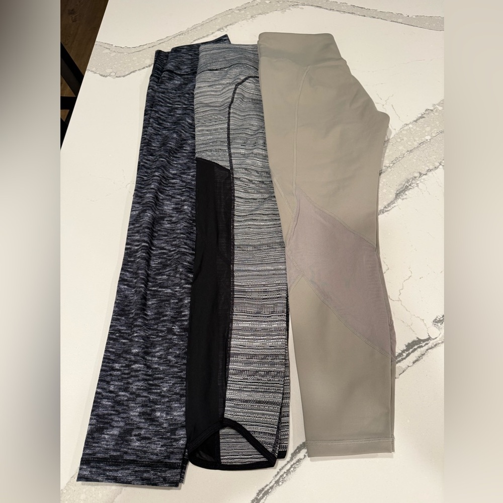 Lot of 3 leggings Lululemon and Athleta